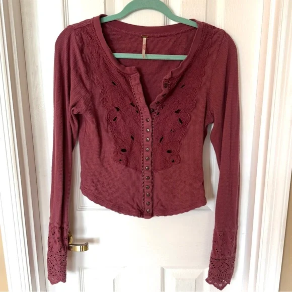 Free People Sidelines Top - Picture 3 of 11